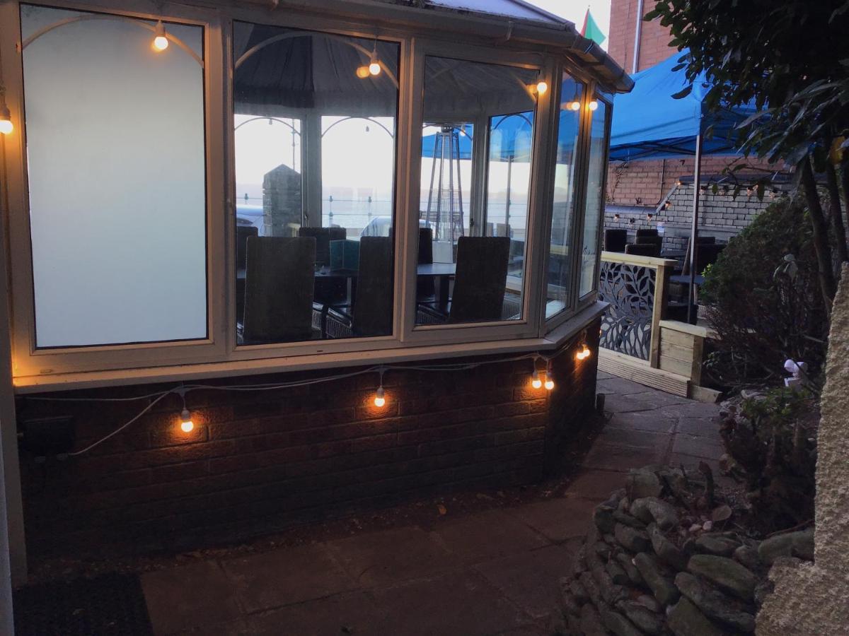 Sids Restaurant And Bar With Rooms Cardiff Exterior photo